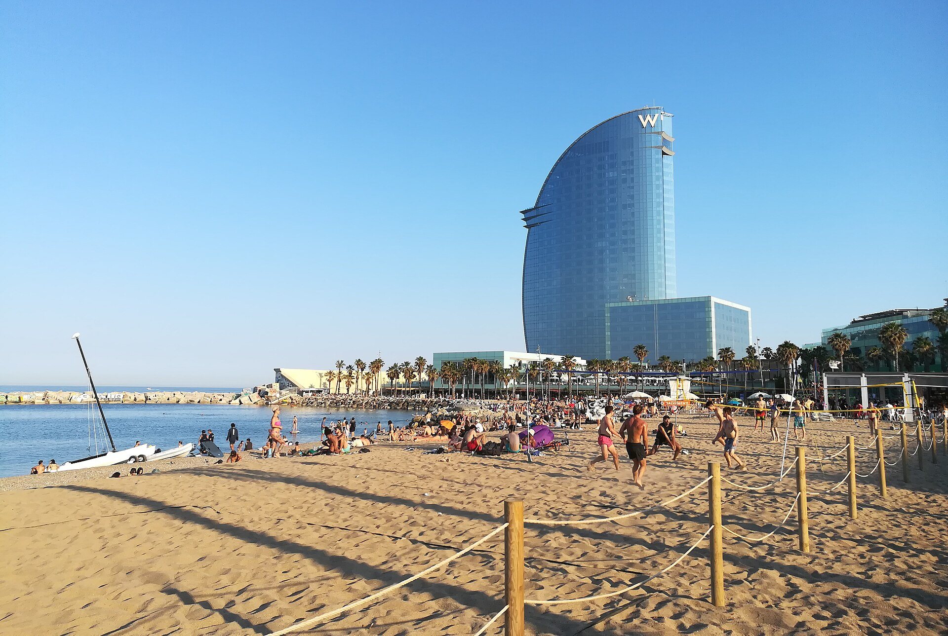 Barcelona's beaches: from Sant Sebastià to Llevant