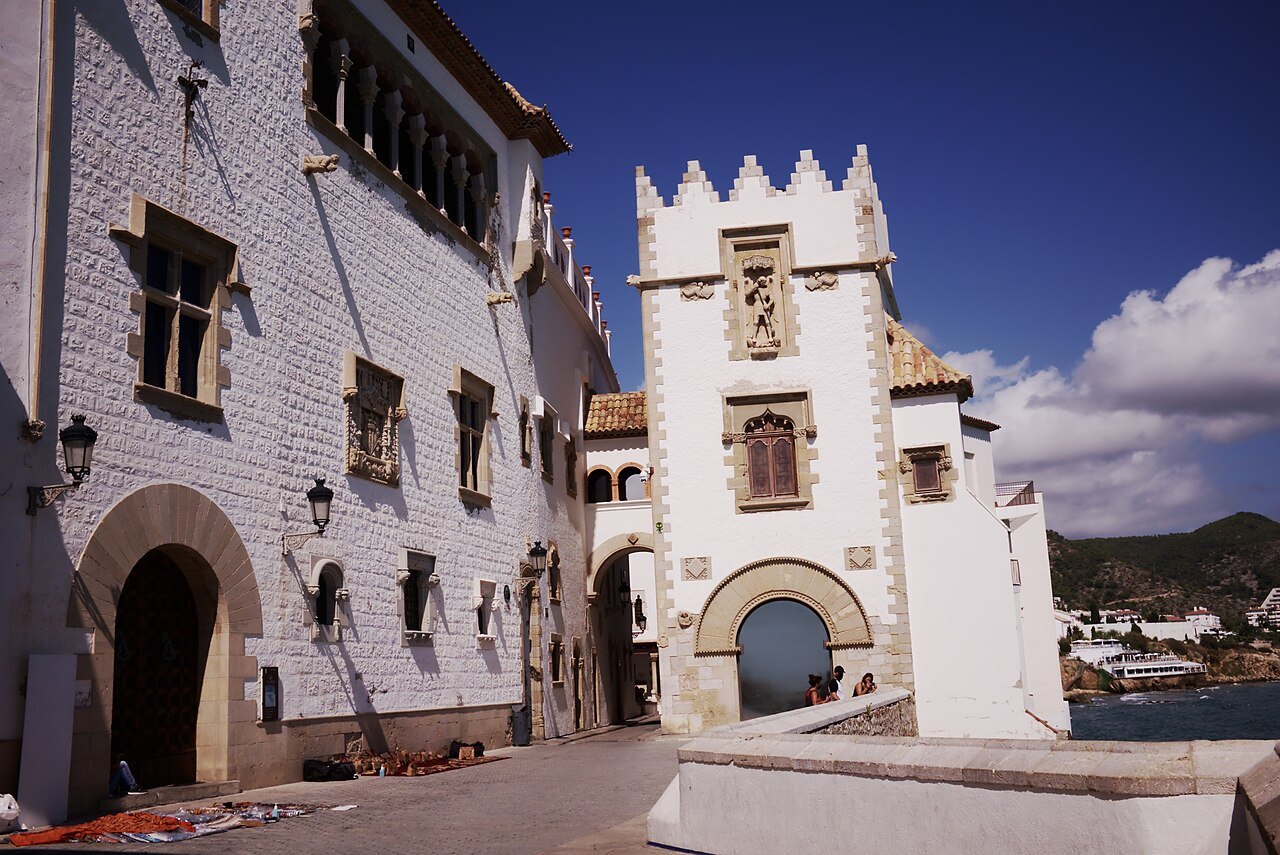 Day trips from Barcelona: Montserrat, Sitges, Girona, Tarragona and Colònia Güell