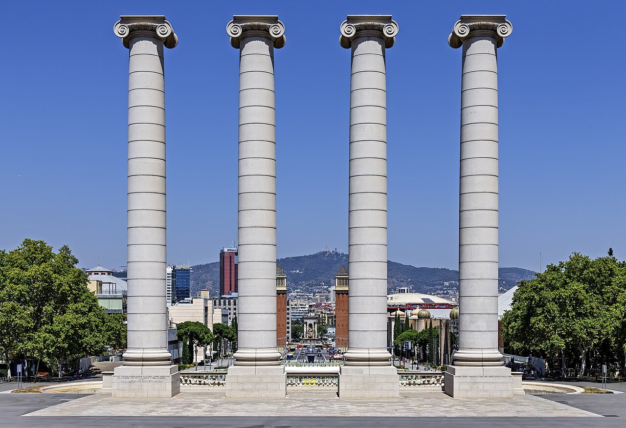 The Four Columns framing the avenue that leads toward Montjuïc.